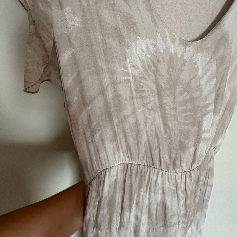 Elegant Beige Midi Dress